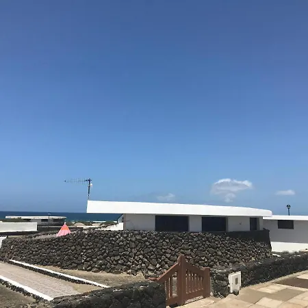 Sunhouse * Famara